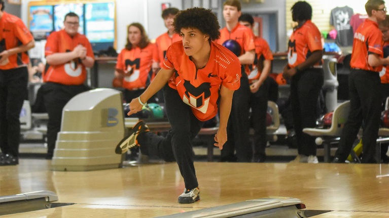 Men’s Bowling finishes eighth at MSC Thomas Burris Memorial