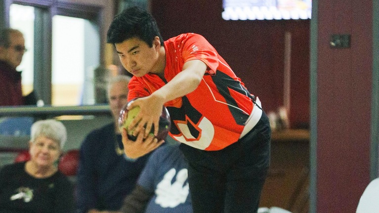 Nate Trentler finishes as tournament runner-up as Men’s Bowling finishes 10th at Tier 1 Lehigh Valley Collegiate Classic
